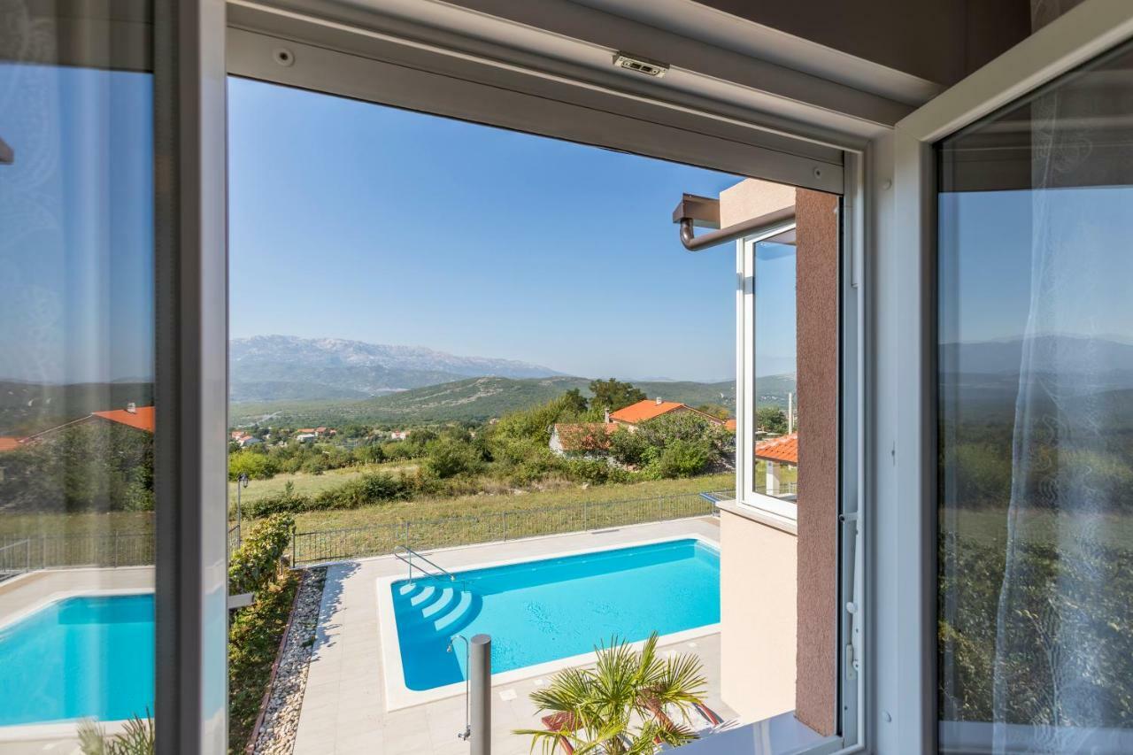 Villa Duje Trilj Bagian luar foto